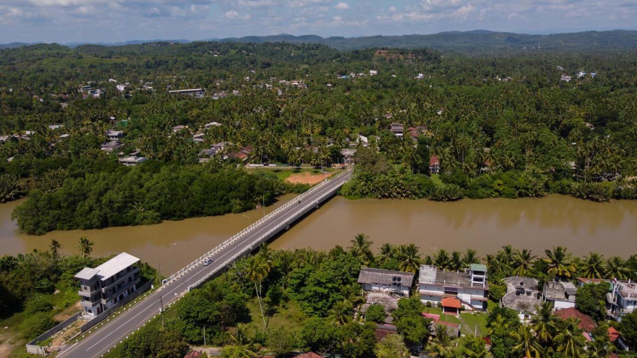 Luvi Lucas River Side Weligama Exterior photo